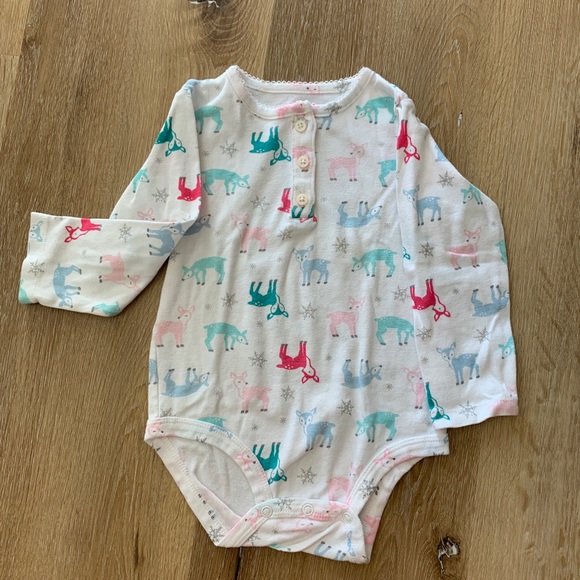 Set of 4  Girls Long Sleeve Onesies.Size 24 - Picture 2 of 5